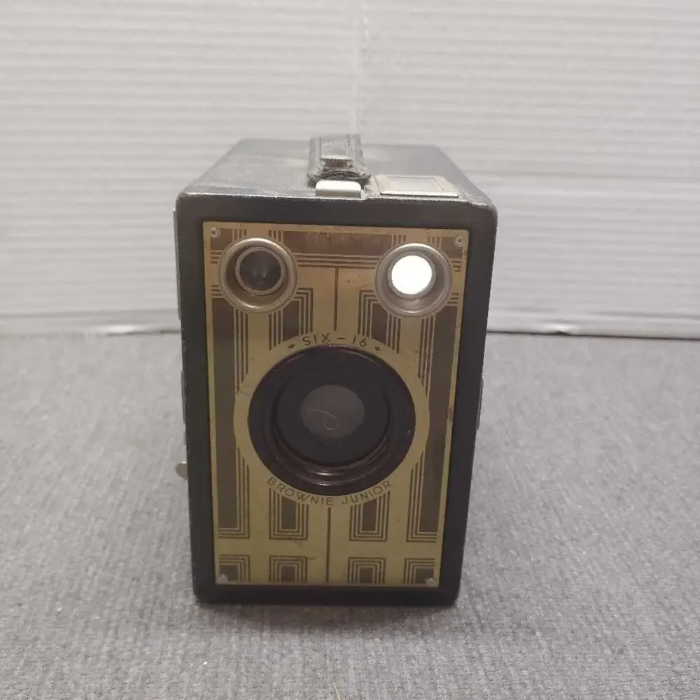 Kodak Six-16 Brownie Junior Box Camera Vintage Display Parts Repair